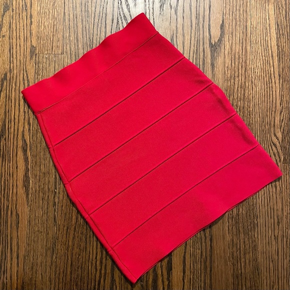BCBG Simone Red Bandage Bodycon Skirt Small - Picture 4 of 6